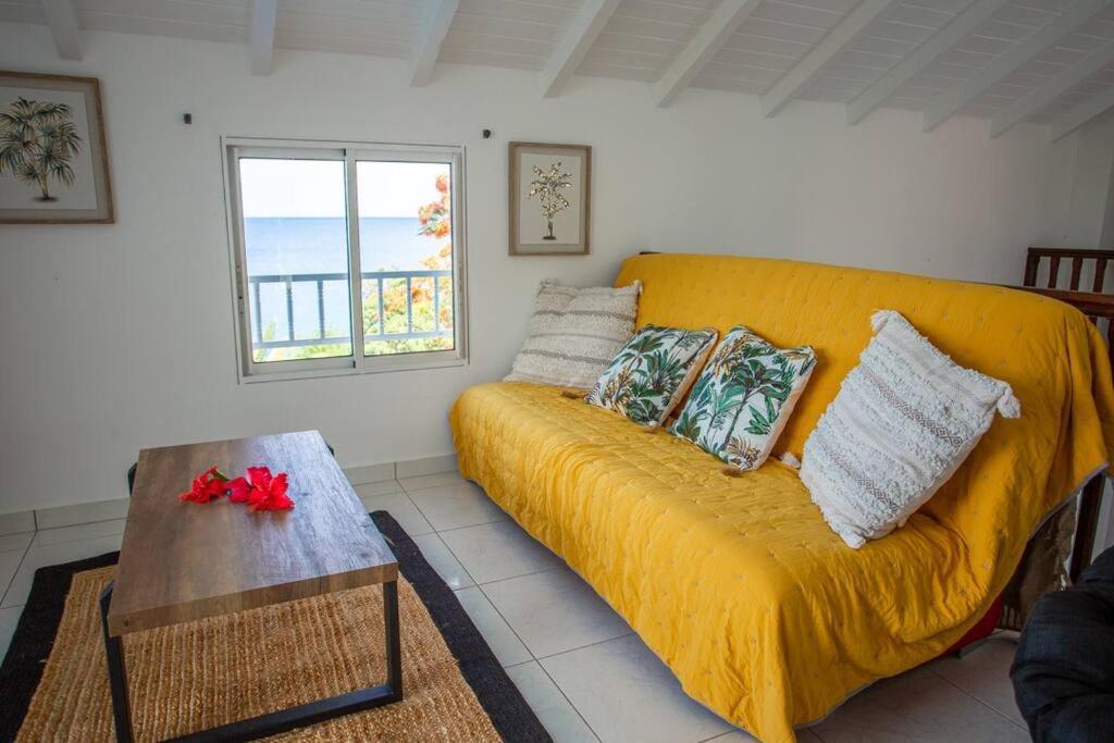 Vwe Moun Bay Apartment Deshaies Exterior photo